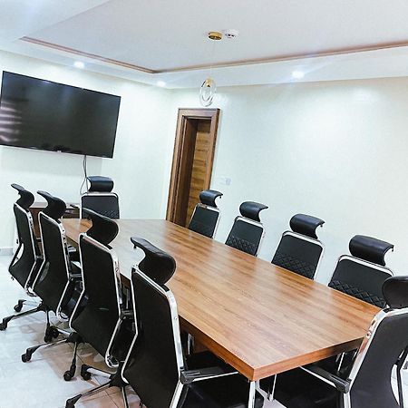 Plush Hotel,Abuja Eksteriør billede
