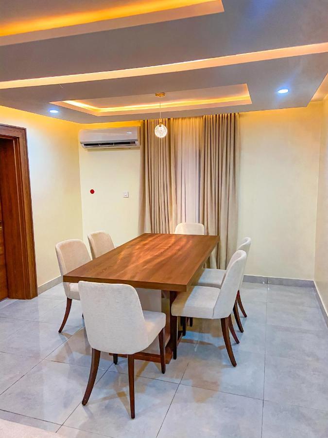 Plush Hotel,Abuja Eksteriør billede
