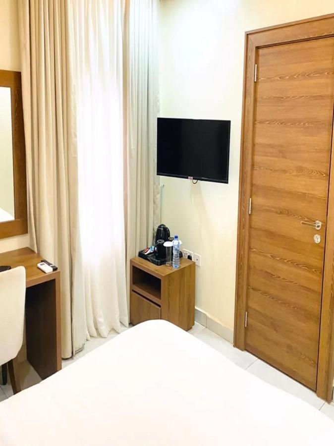 Plush Hotel,Abuja Eksteriør billede